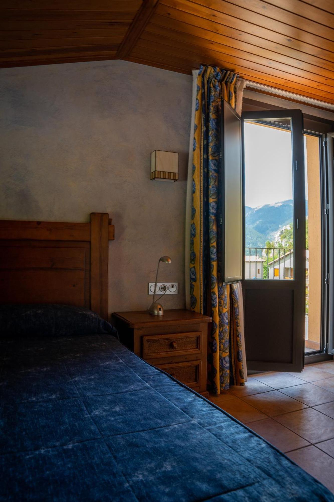Hostal Cal Francisco Gósol Εξωτερικό φωτογραφία